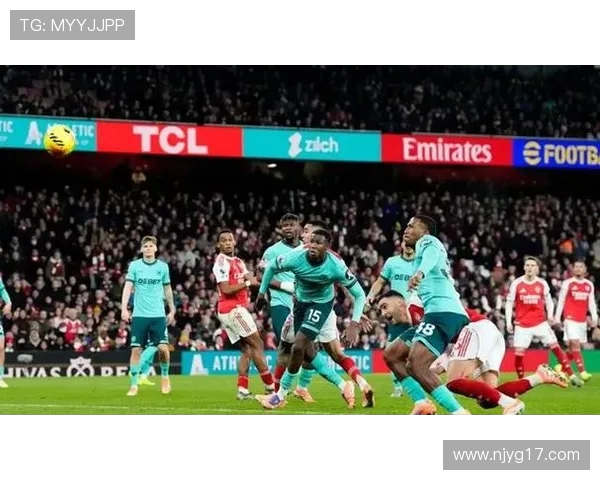 切尔西半场控球55比45占优却0比1落后阿森纳射正扑救定胜负